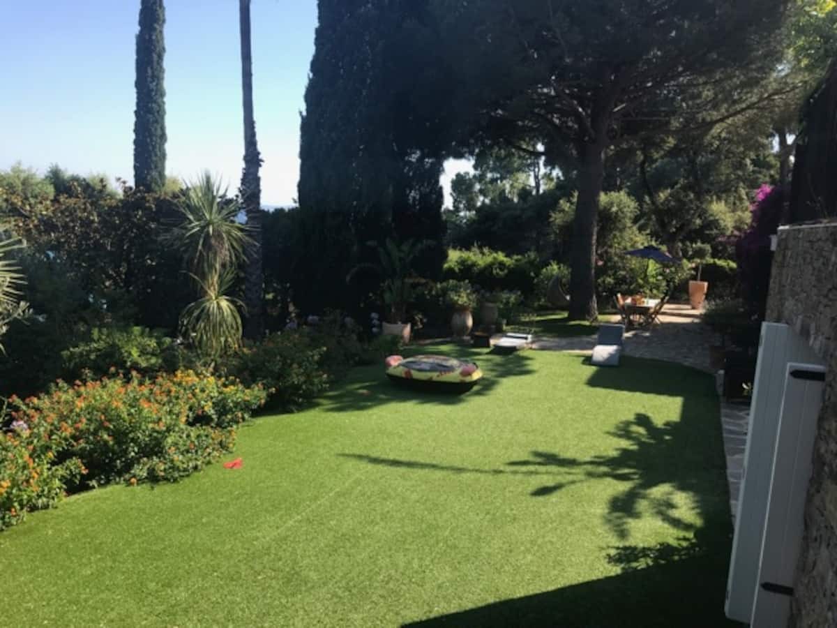 Le jardin méditerranéen · vue 2