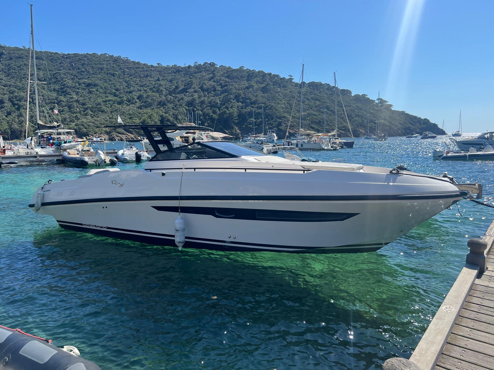 Le bateau privé